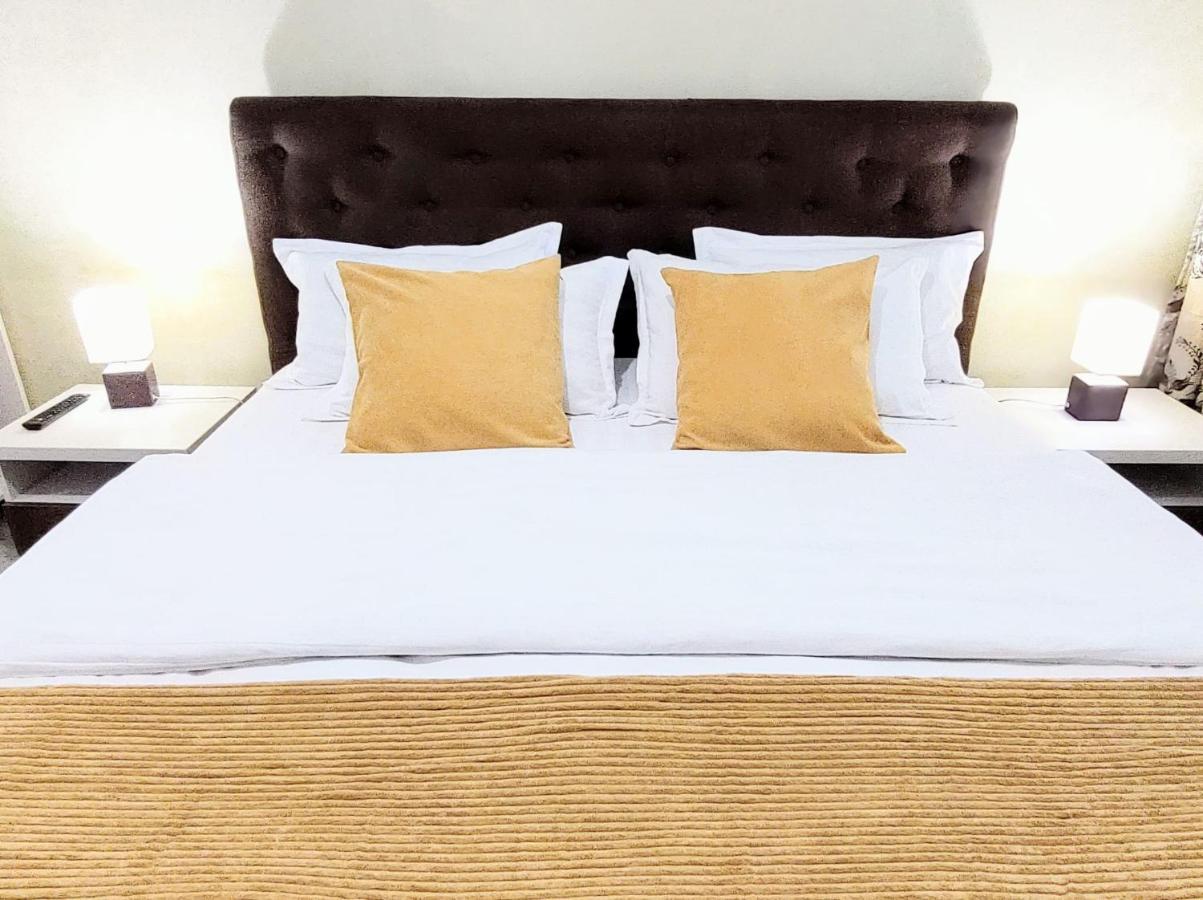 Simona Apartament Palas Mall 1 Jászvásár Kültér fotó